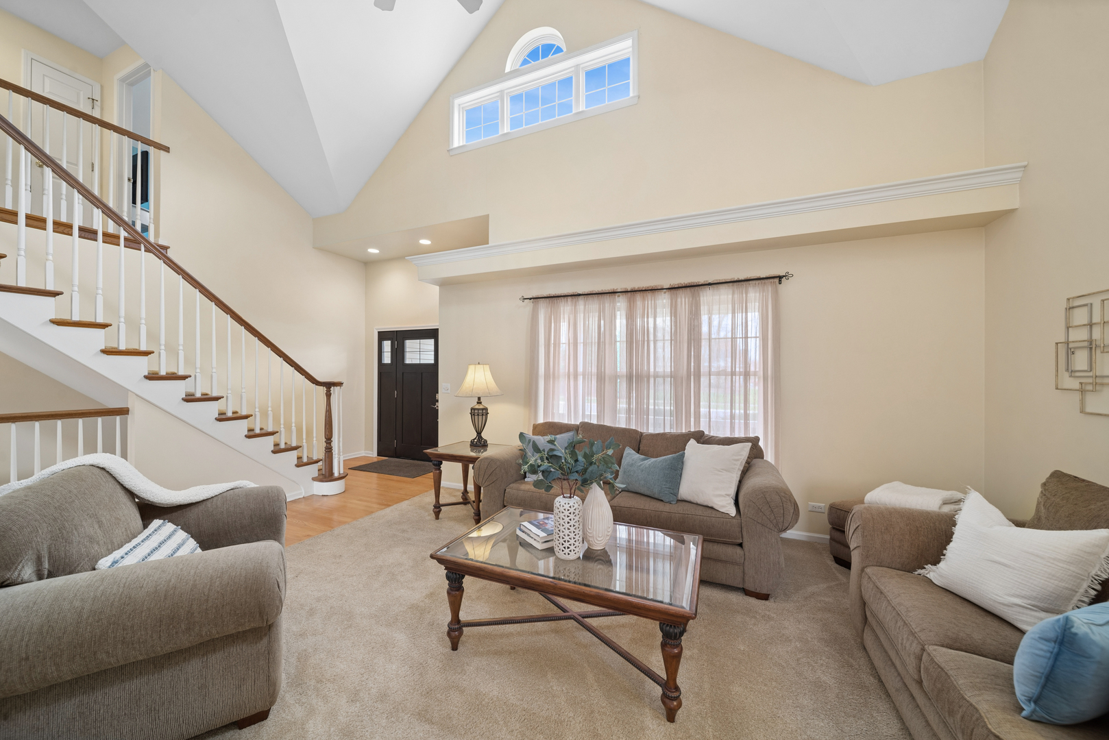 5204 Chokeberry Drive, Naperville, IL 60564