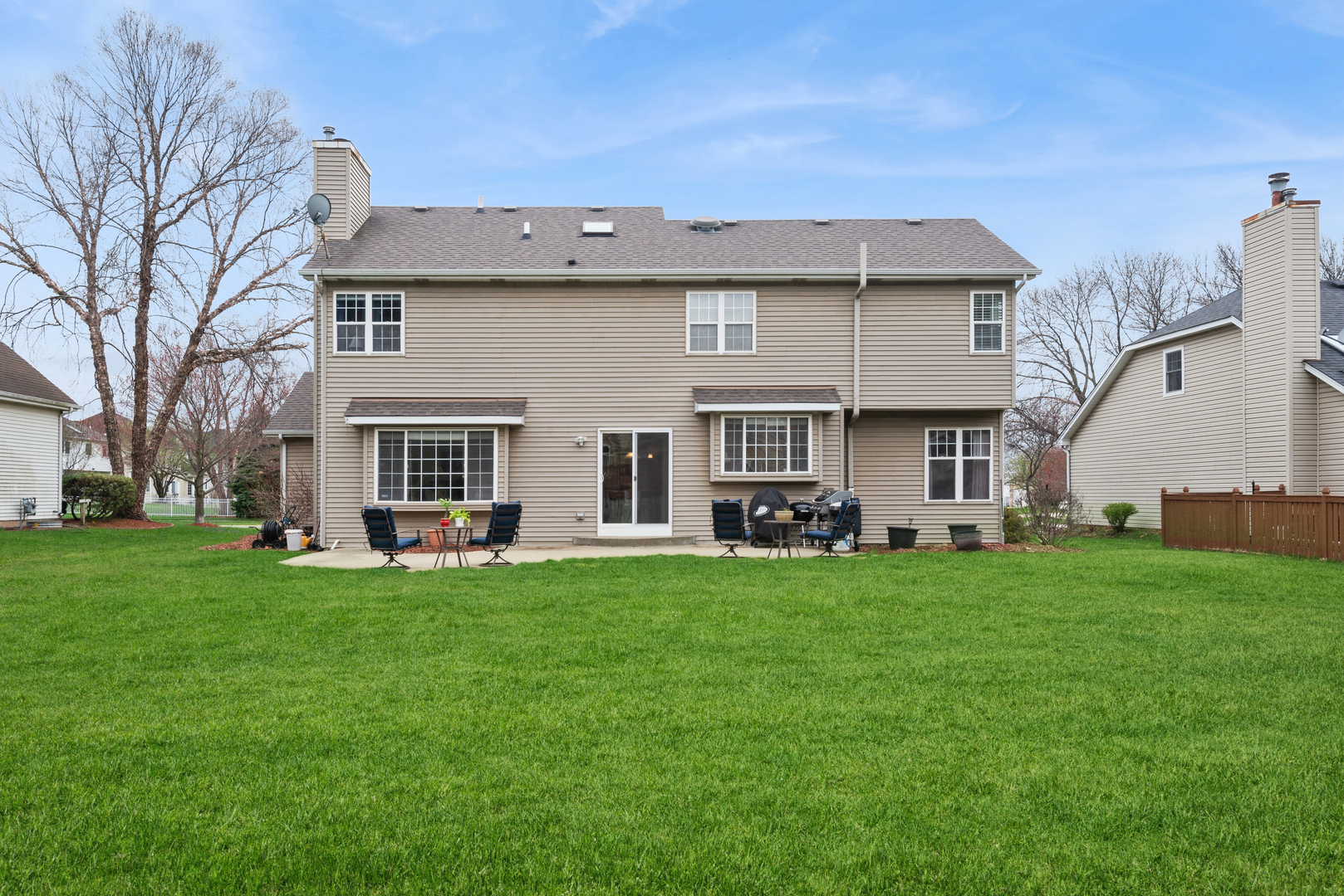 5204 Chokeberry Drive, Naperville, IL 60564