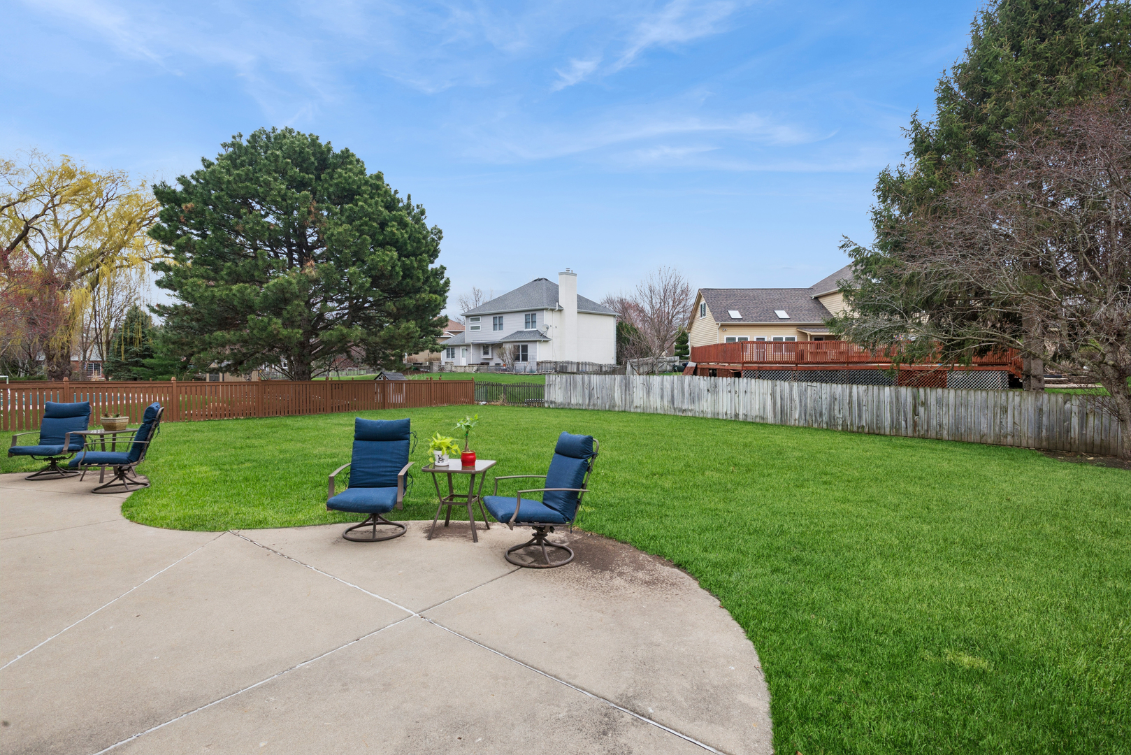 5204 Chokeberry Drive, Naperville, IL 60564