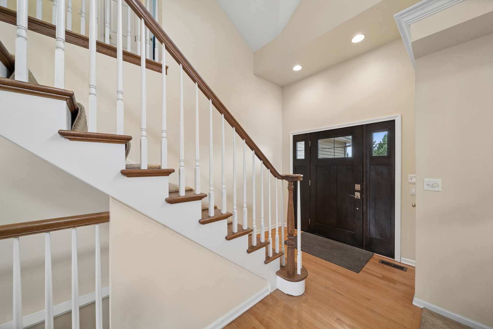 5204 Chokeberry Drive, Naperville, IL 60564