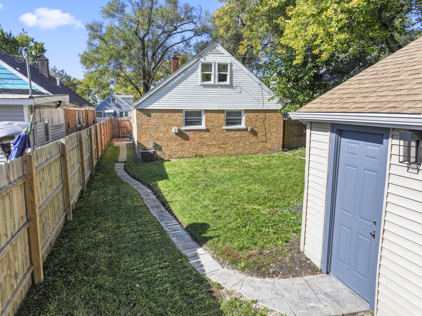 47 48th Avenue, Bellwood, IL 60104