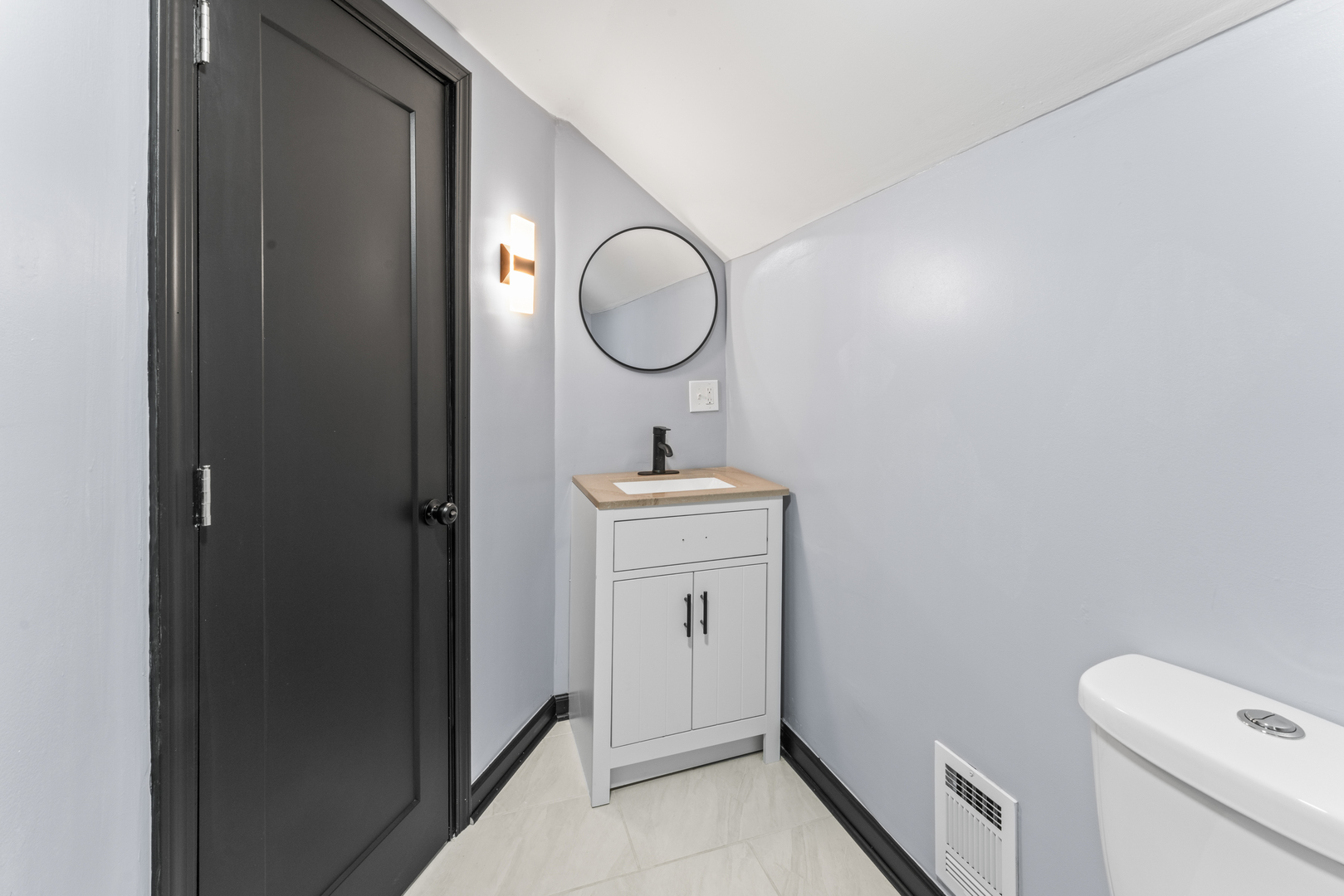 47 48th Avenue, Bellwood, IL 60104