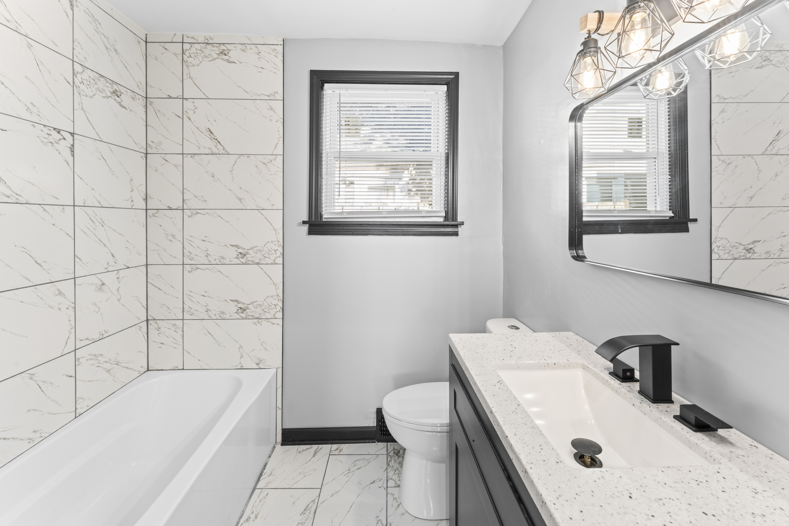 47 48th Avenue, Bellwood, IL 60104