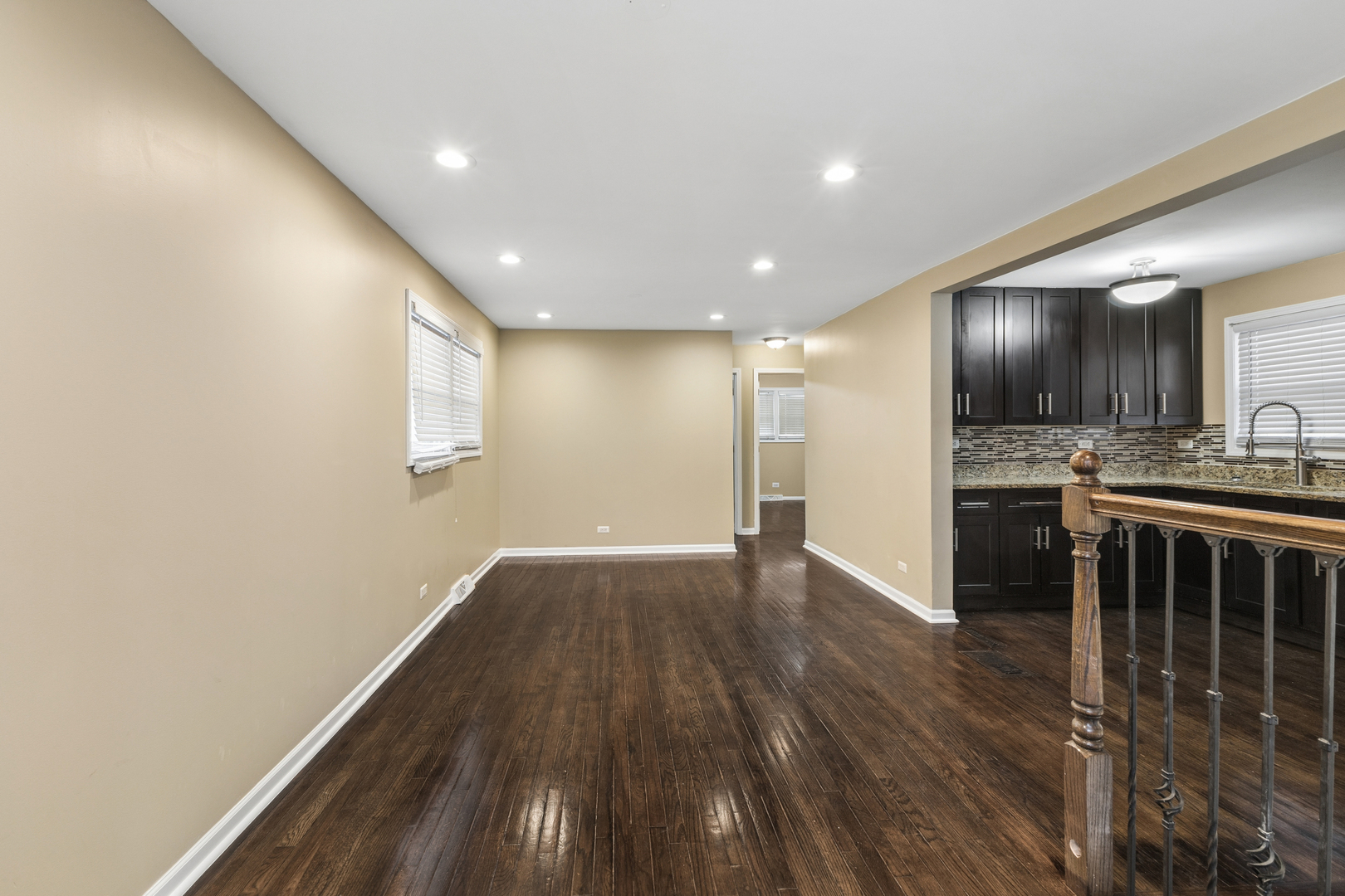 2808 W 140th Place, Blue Island, IL 60406