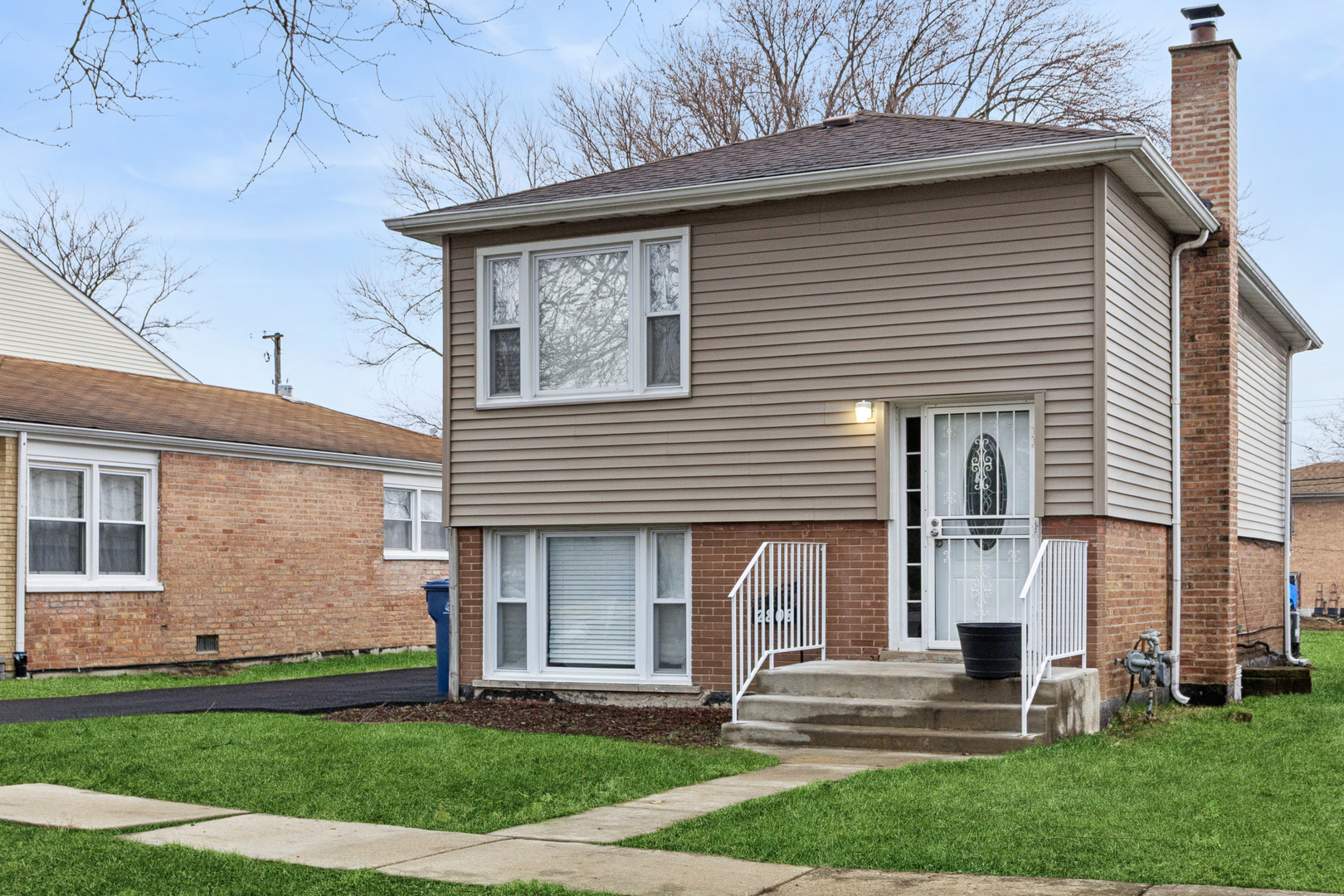 2808 W 140th Place, Blue Island, IL 60406