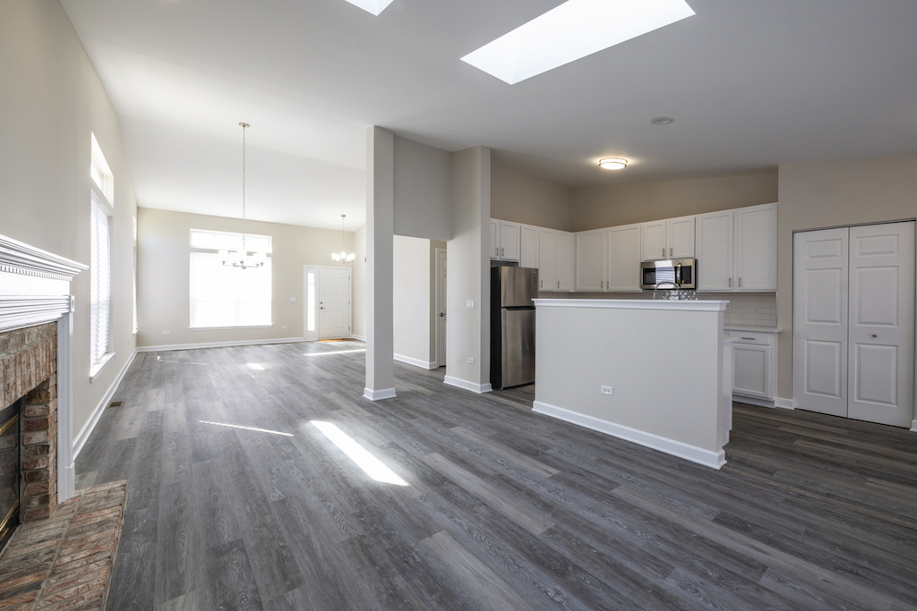 1882 Blossom Ridge Drive, Bolingbrook, IL 60490