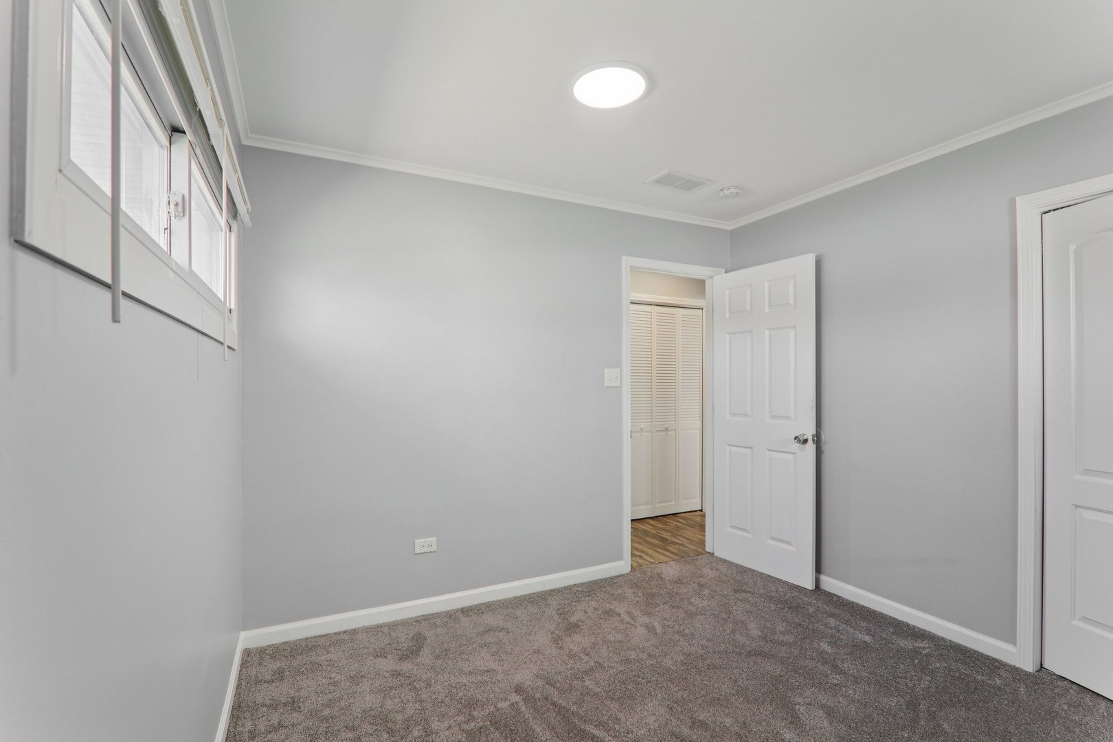 16524 Sawyer Avenue, Markham, IL 60428