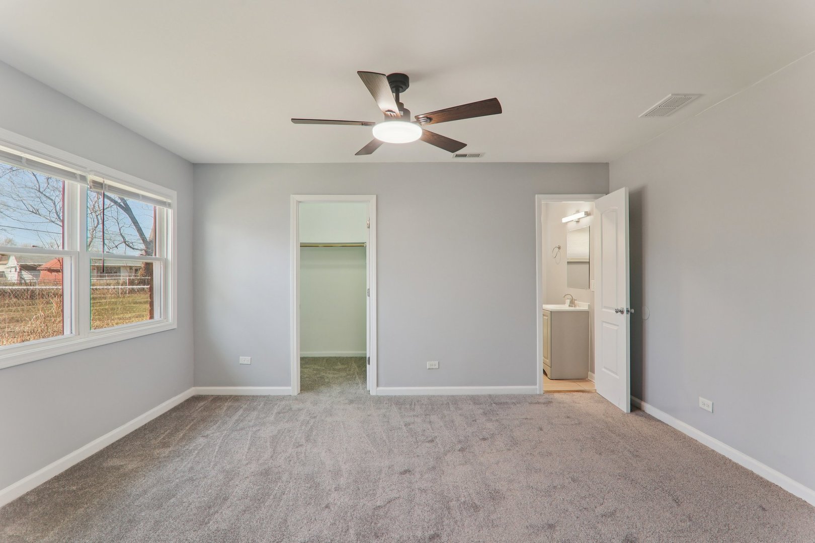 16524 Sawyer Avenue, Markham, IL 60428