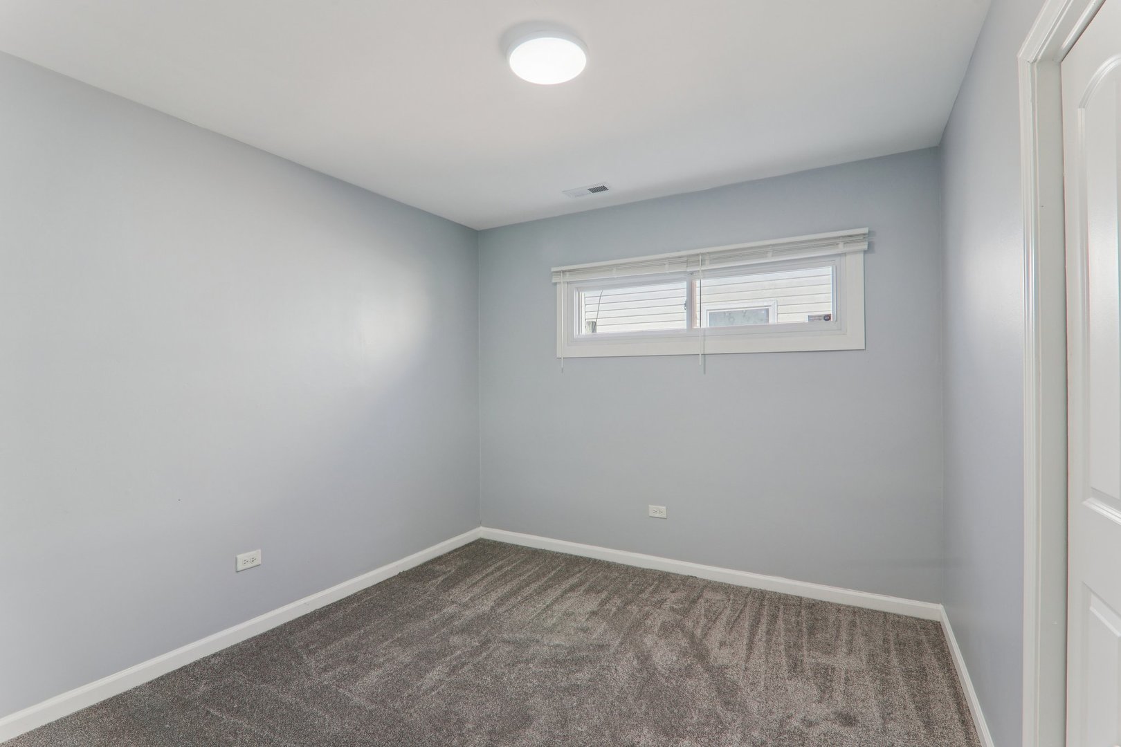 16524 Sawyer Avenue, Markham, IL 60428