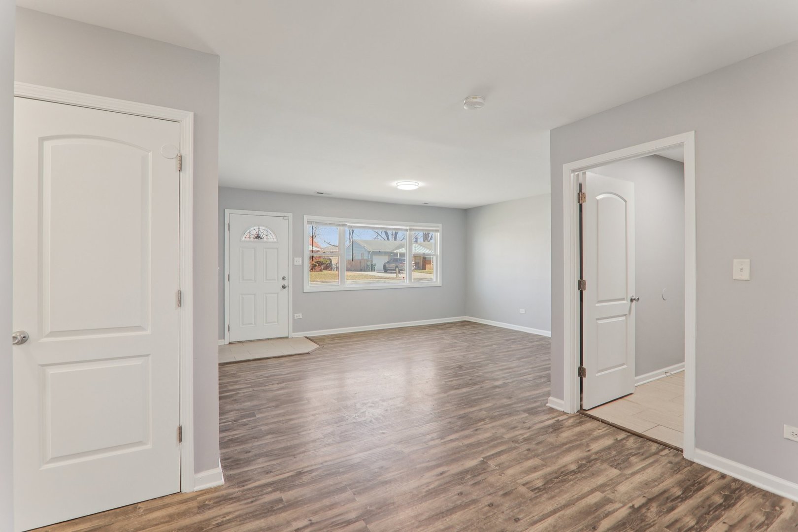 16524 Sawyer Avenue, Markham, IL 60428