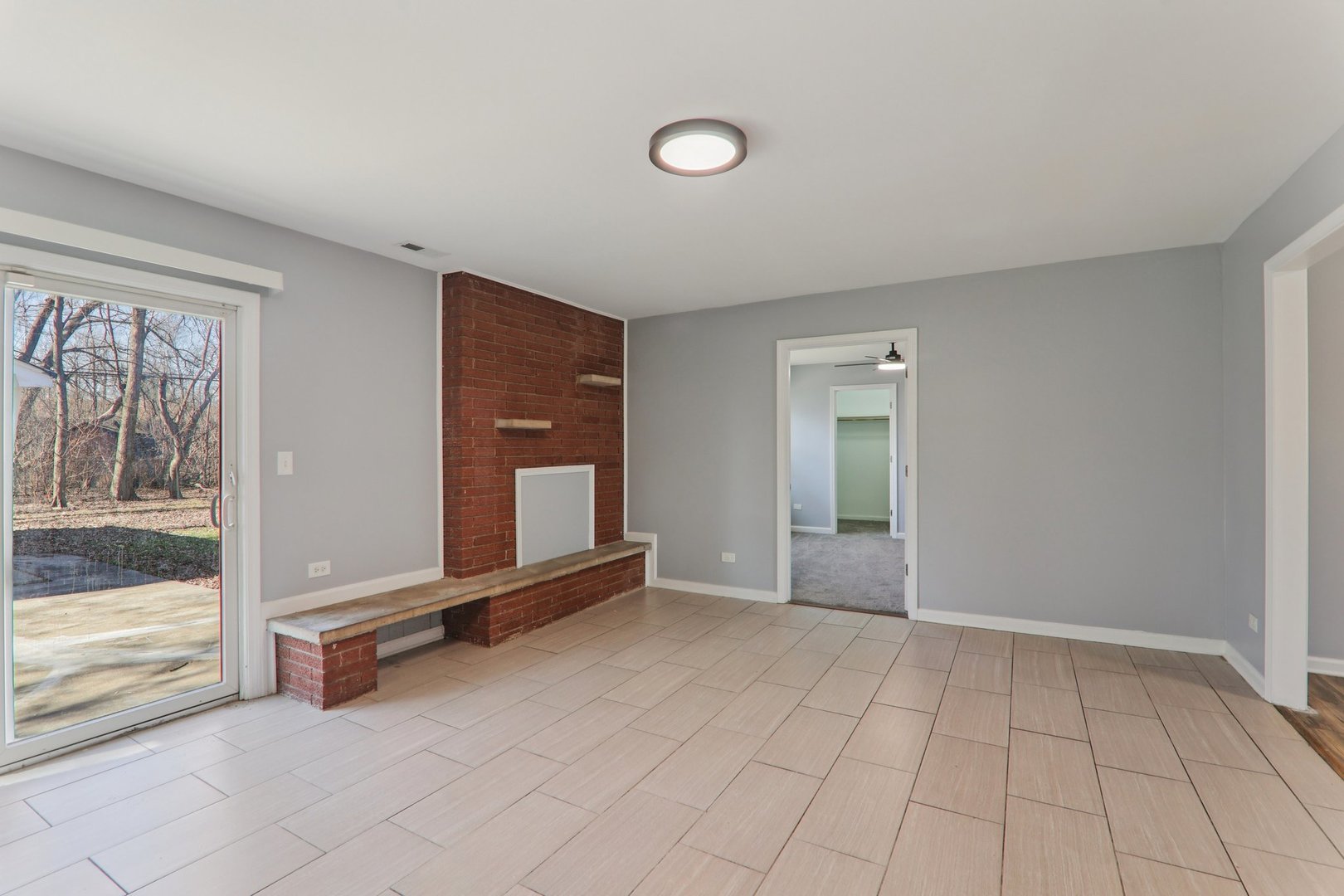 16524 Sawyer Avenue, Markham, IL 60428