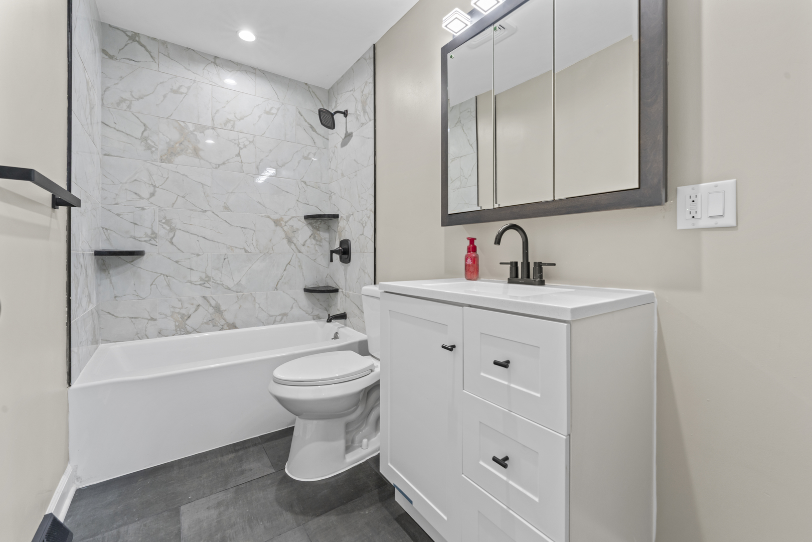 16155 Kedzie Parkway, Markham, IL 60428