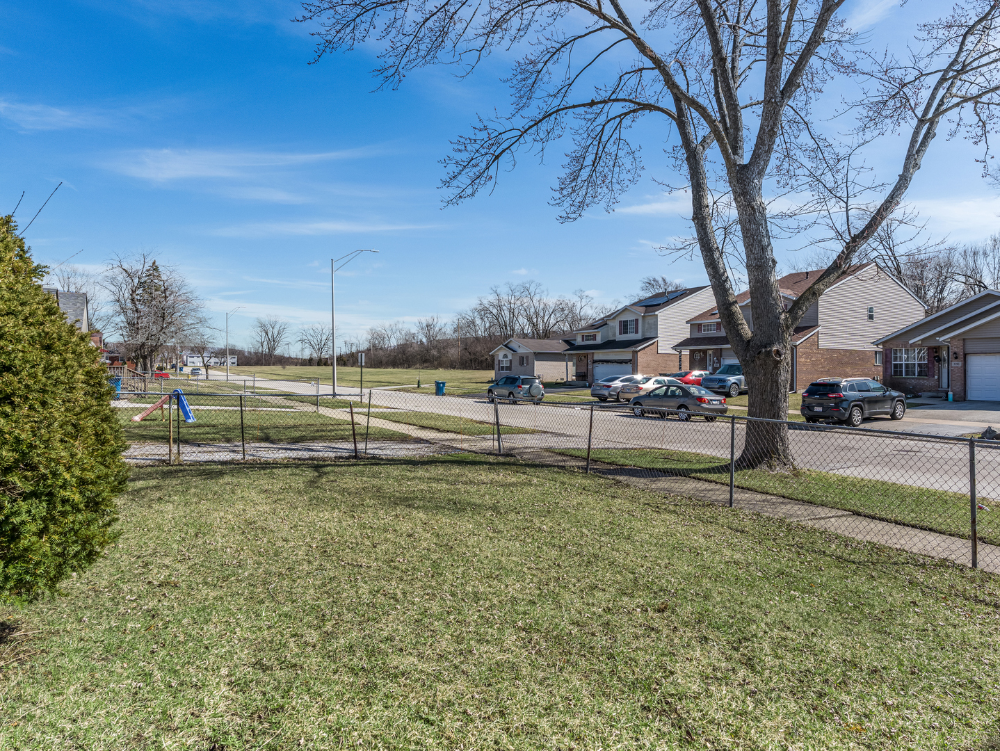 595 Hickory Street, Chicago Heights, IL 60411