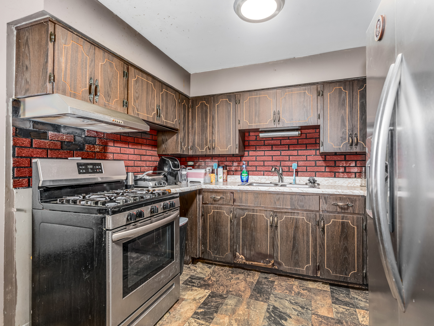 595 Hickory Street, Chicago Heights, IL 60411