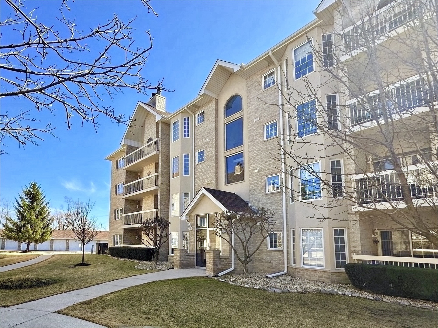 7755 Bristol Park Drive #4NE, Tinley Park, IL 60477