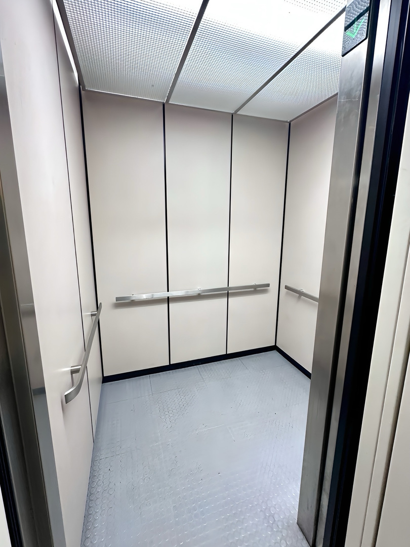 7755 Bristol Park Drive #4NE, Tinley Park, IL 60477