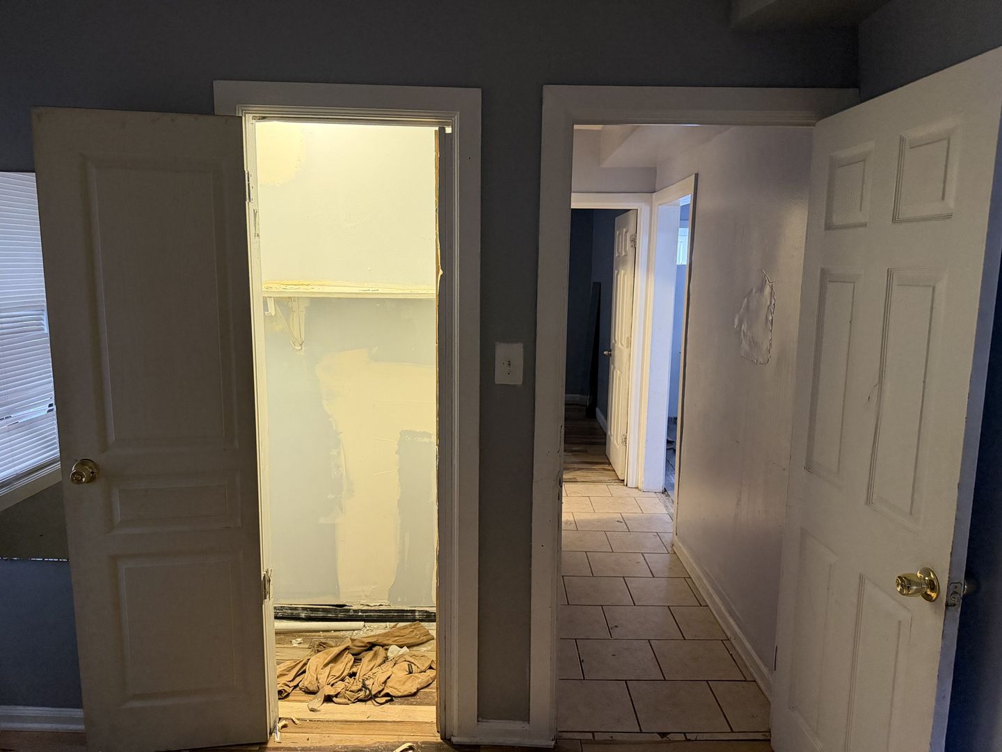 1044 W Marquette Road, Chicago, IL 60621