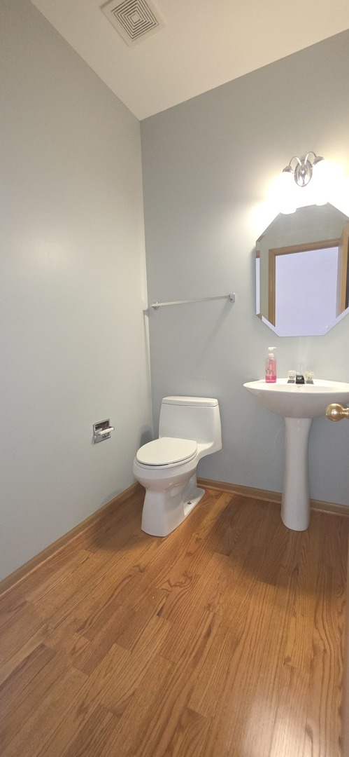 212 Willow Boulevard #212, Willow Springs, IL 60480