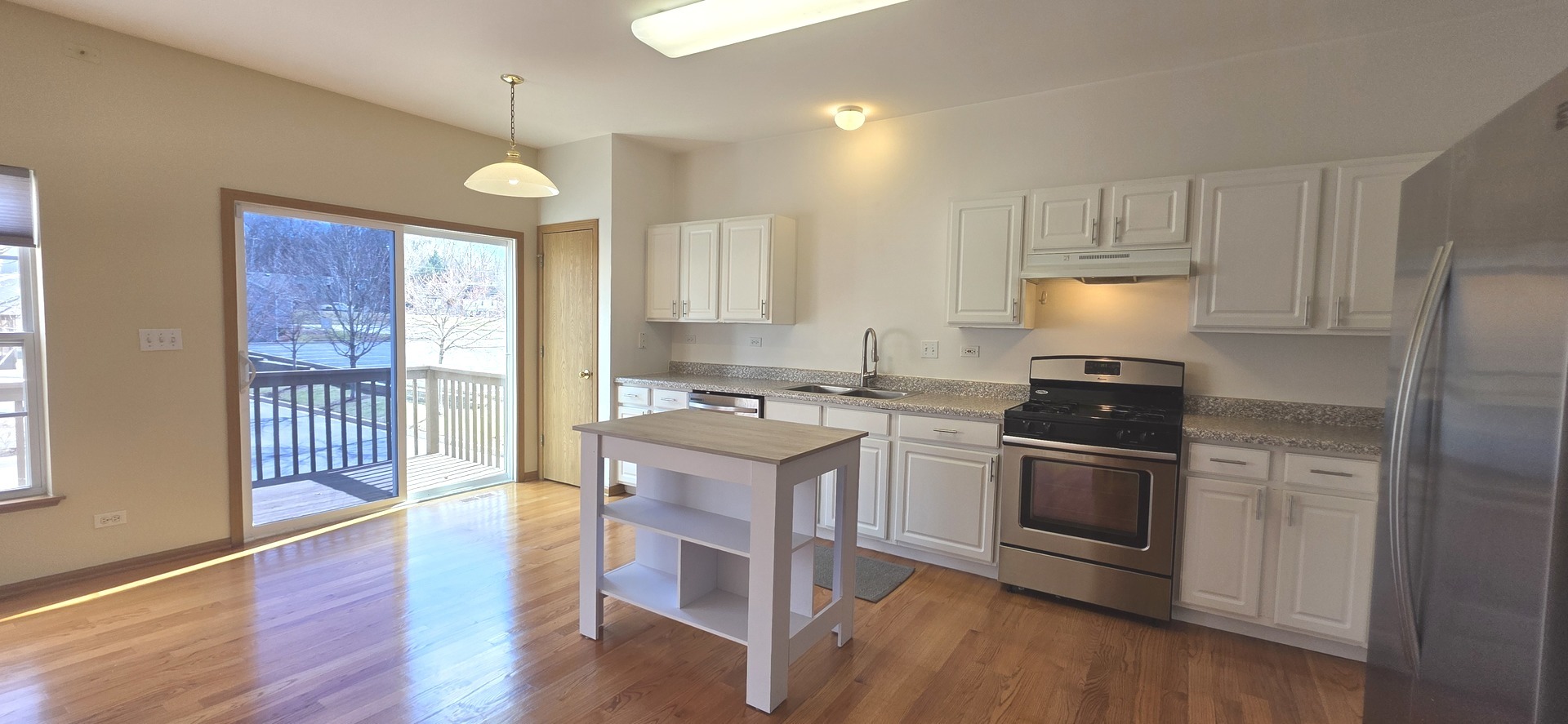 212 Willow Boulevard #212, Willow Springs, IL 60480