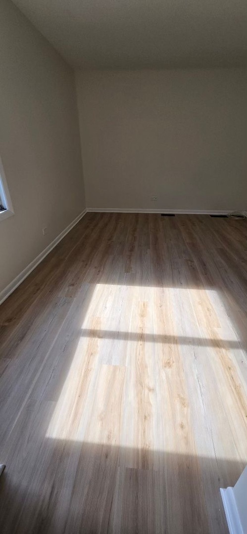 2700 Mitchell Drive #5, Woodridge, IL 60517