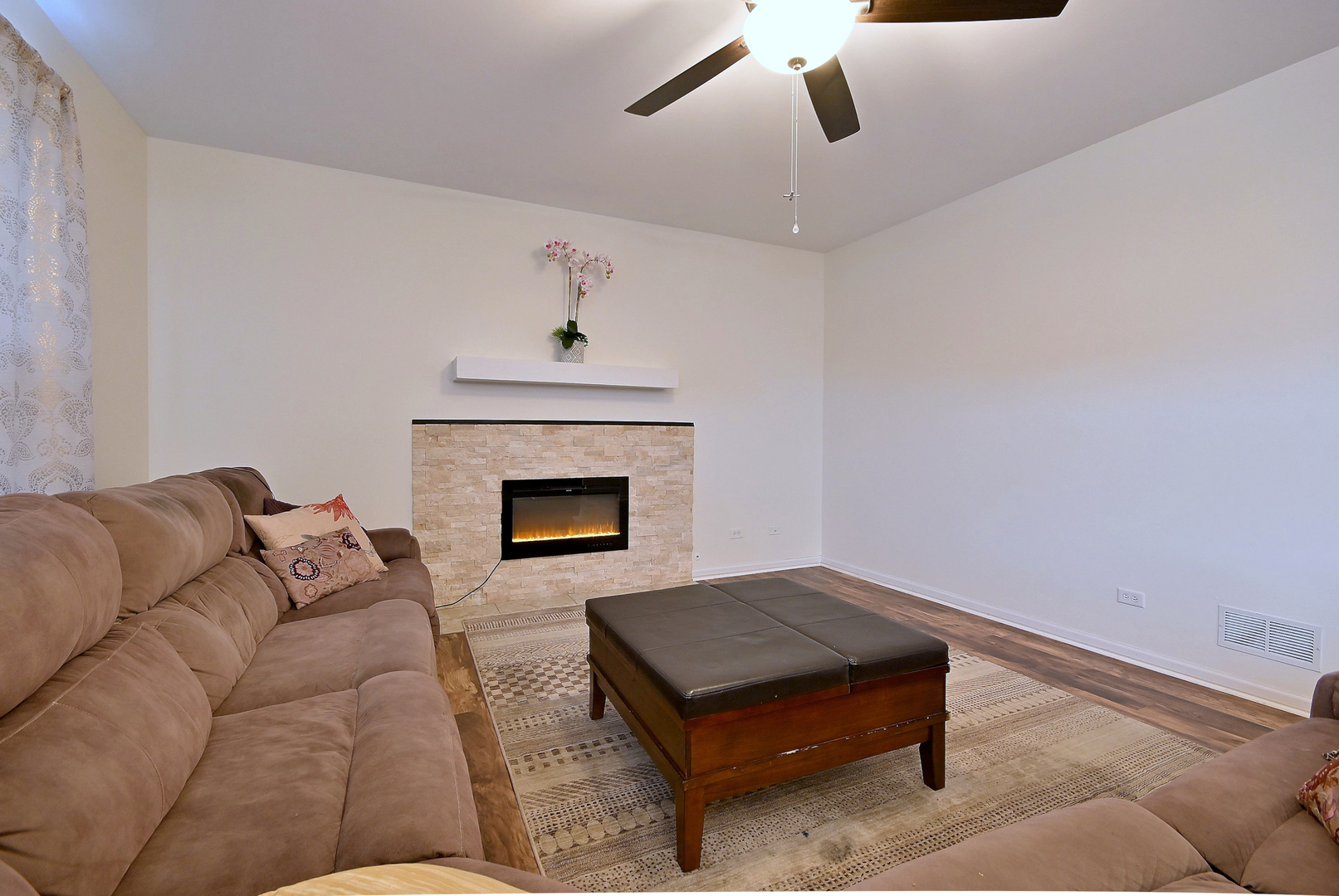 3443 Old Renwick Trail, Joliet, IL 60435