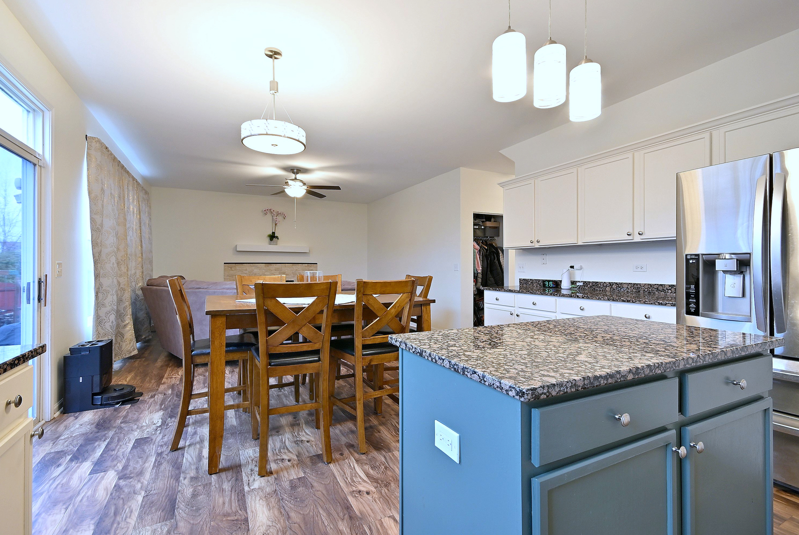 3443 Old Renwick Trail, Joliet, IL 60435