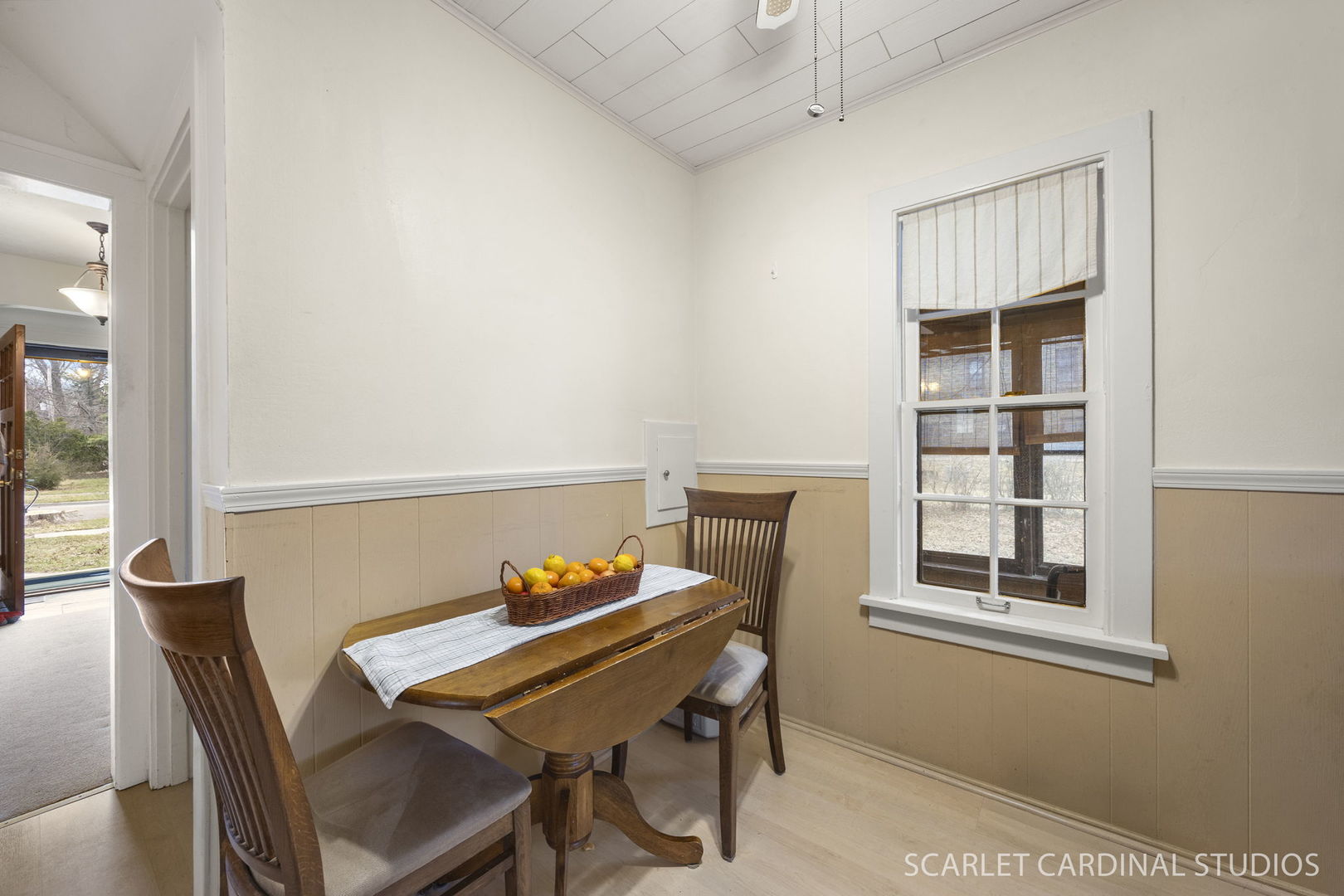 355 Lawndale Avenue, Aurora, IL 60506