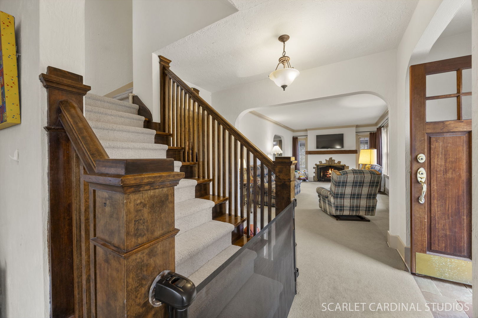 355 Lawndale Avenue, Aurora, IL 60506