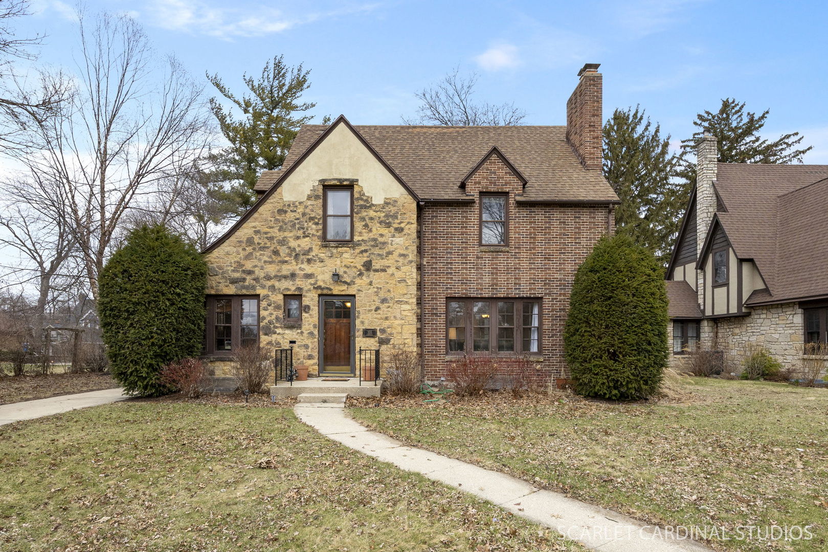 355 Lawndale Avenue, Aurora, IL 60506