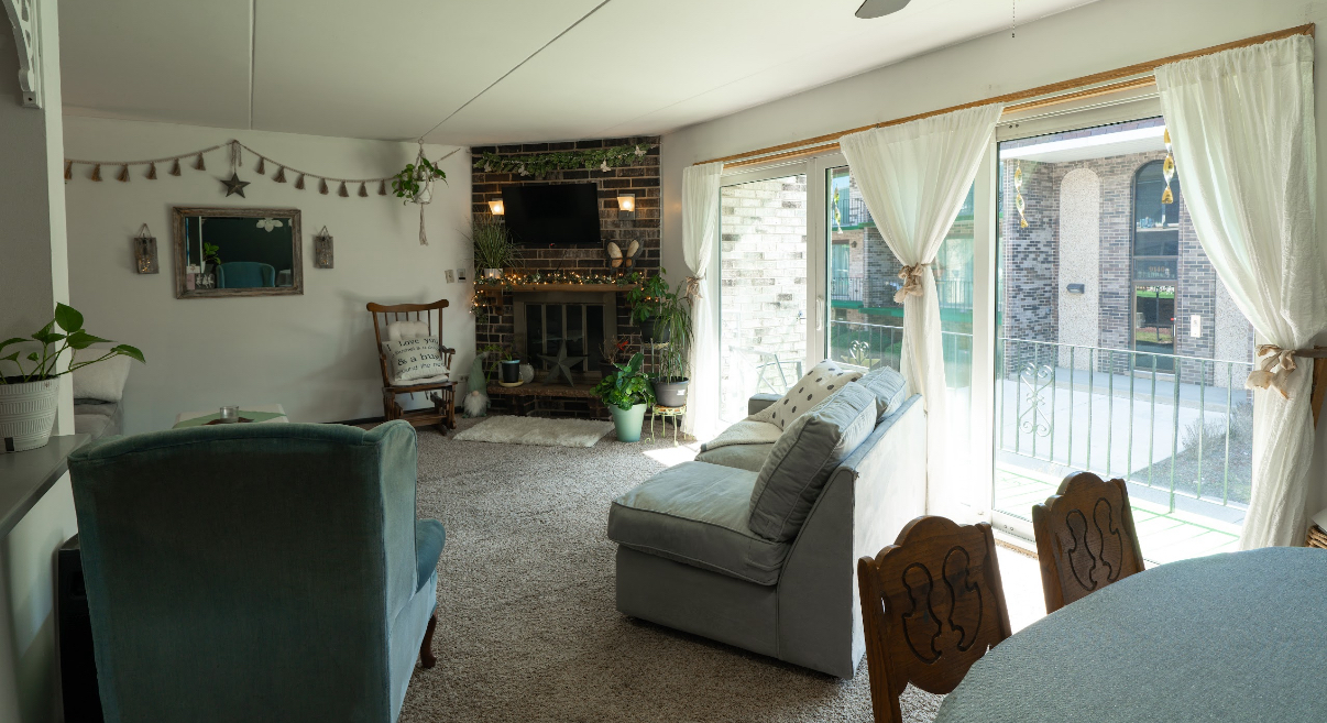 9140 S PULASKI Road #1W, Oak Lawn, IL 60453