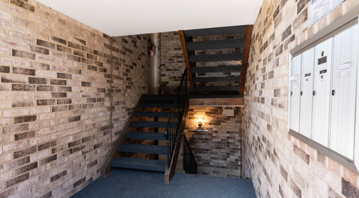 9140 S PULASKI Road #1W, Oak Lawn, IL 60453