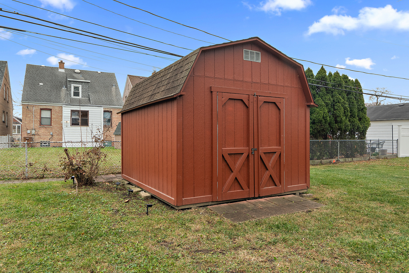 2253 S 15th Avenue, North Riverside, IL 60546