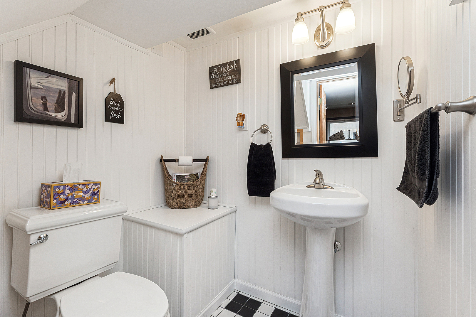 2253 S 15th Avenue, North Riverside, IL 60546