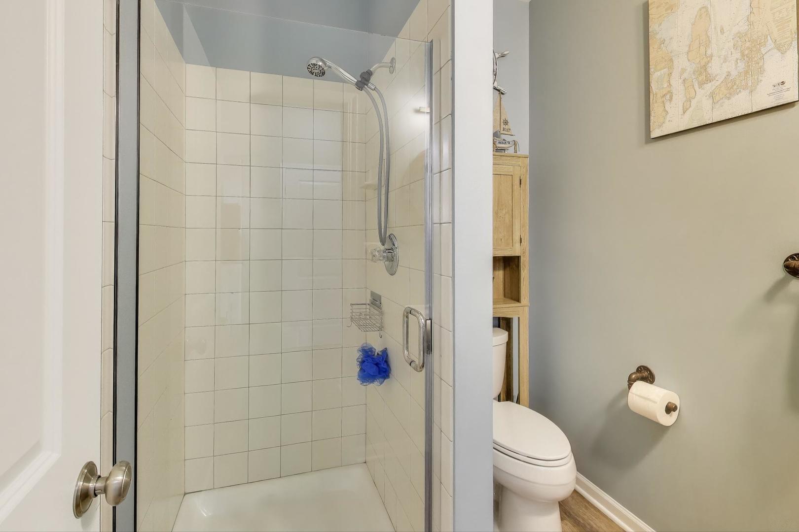 4540 W Westchester Lane, Libertyville, IL 60048