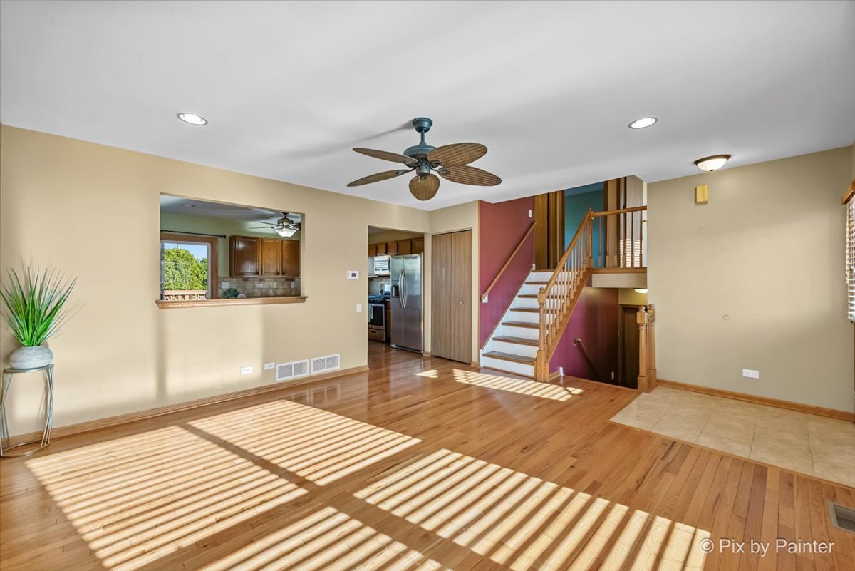 1502 Sawgrass Court, Elgin, IL 60123