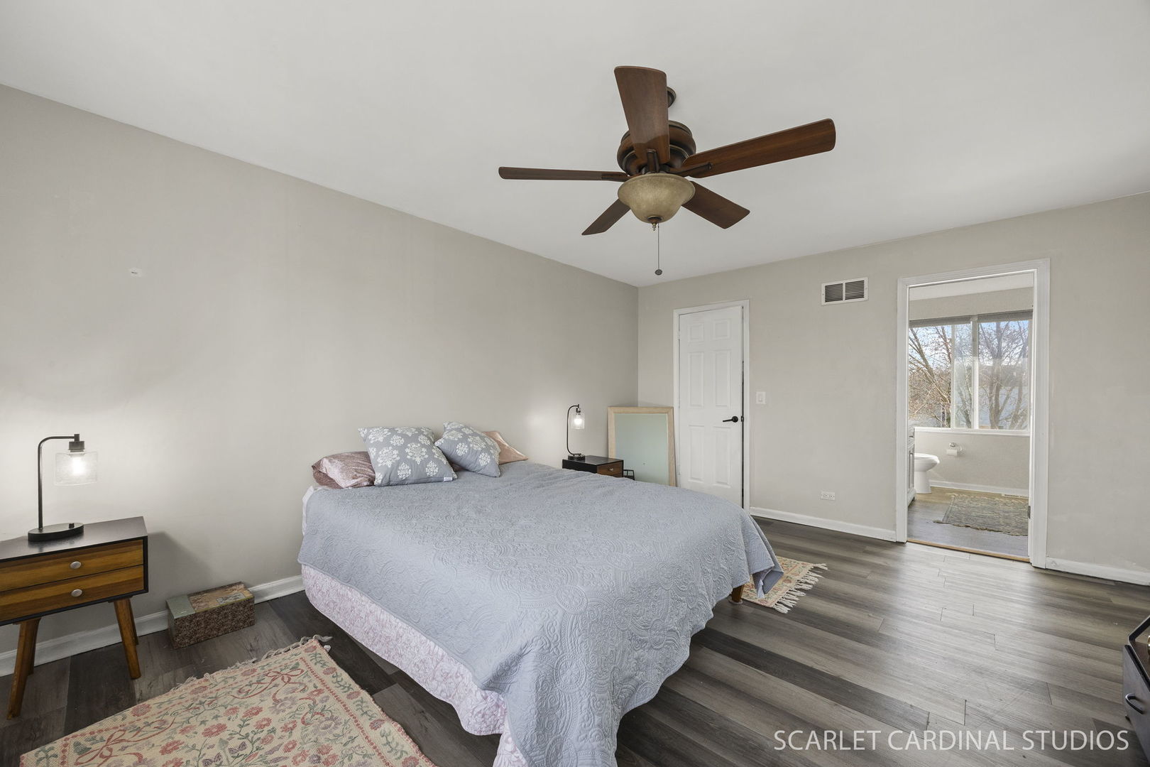 220 Presidential Boulevard, Oswego, IL 60543