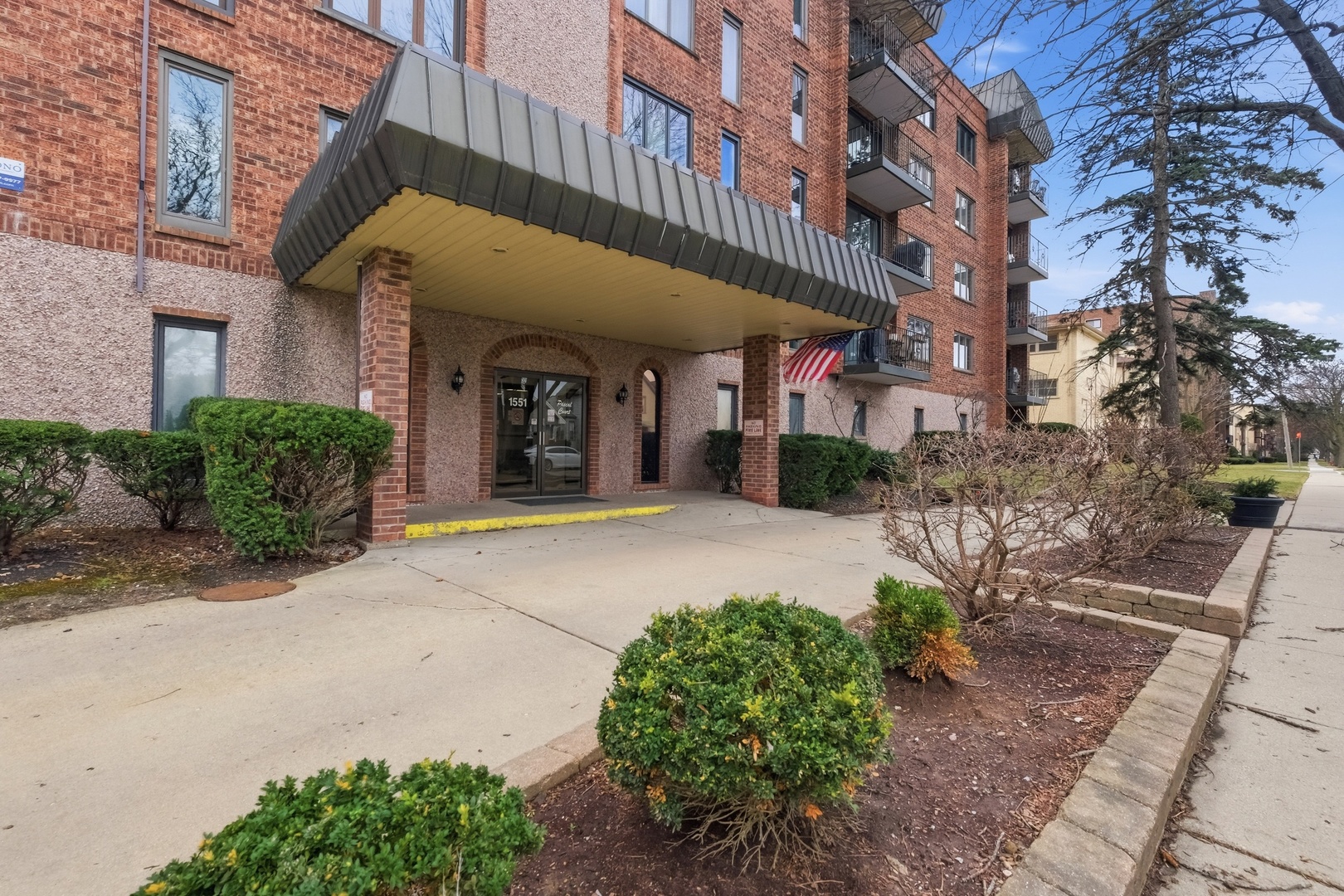 1551 Ashland Avenue #306, Des Plaines, IL 60016