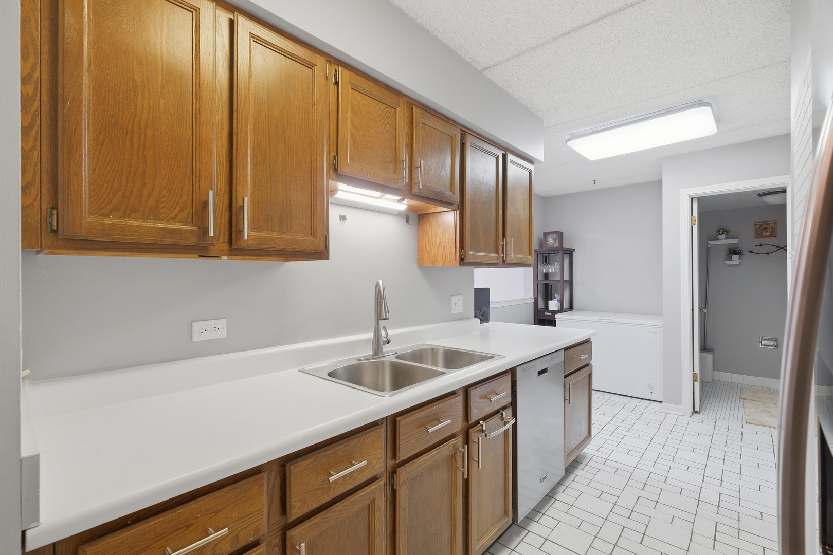 1551 Ashland Avenue #306, Des Plaines, IL 60016