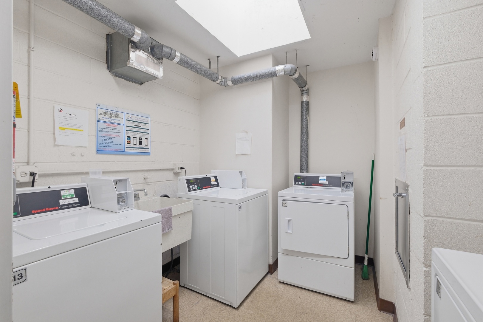 1551 Ashland Avenue #306, Des Plaines, IL 60016