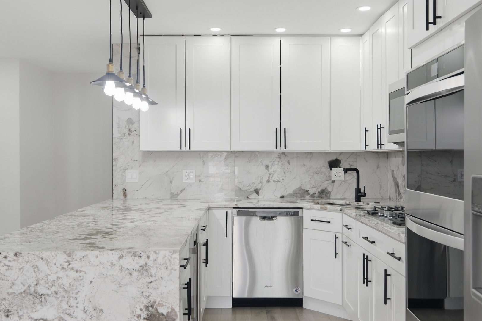 2198 N Oakbrook Circle #2198, Palatine, IL 60074