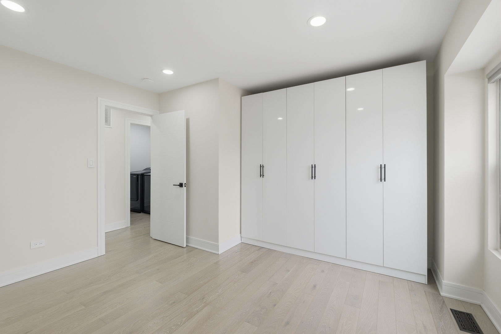 2198 N Oakbrook Circle #2198, Palatine, IL 60074