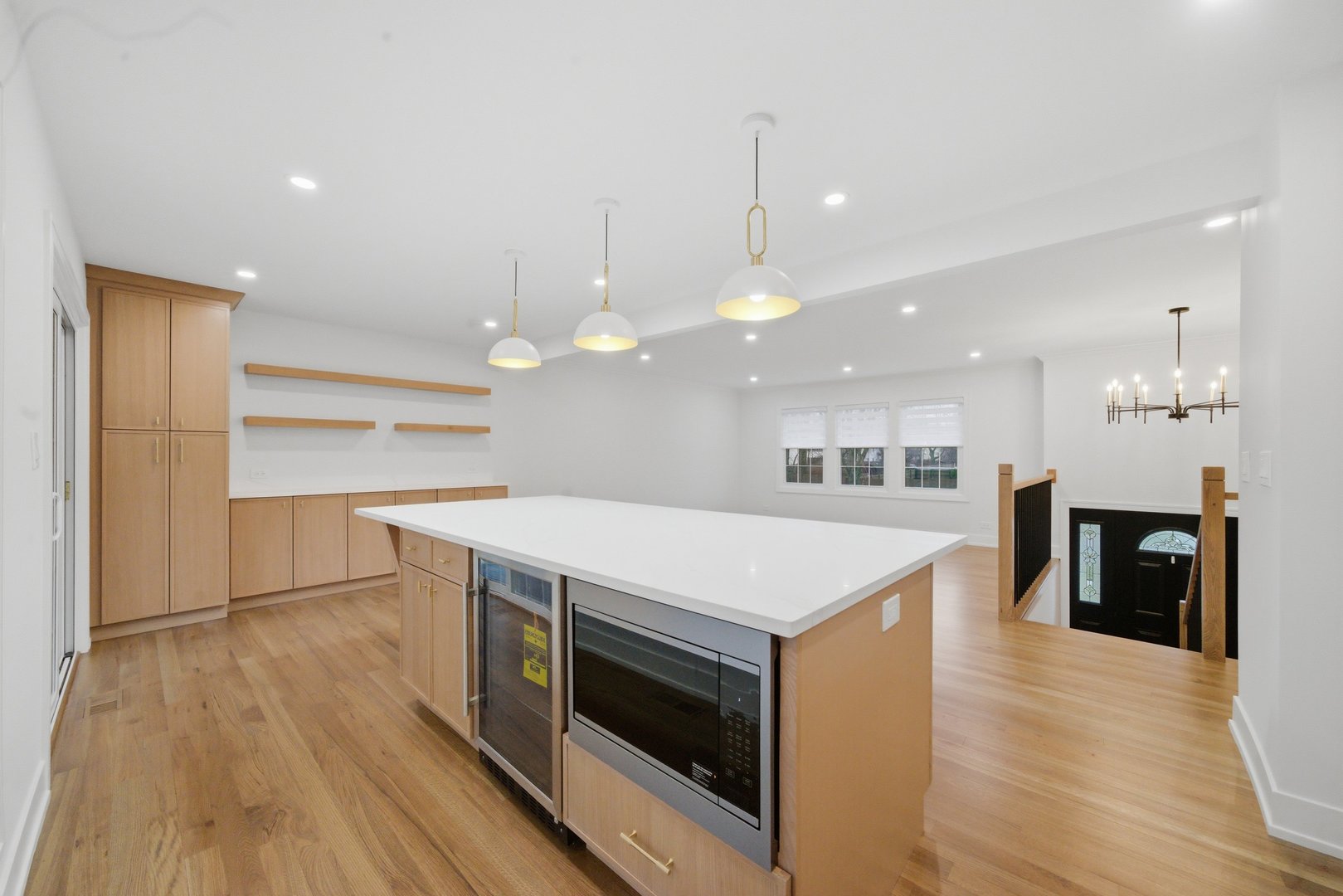 2S245 Mayfield Lane, Glen Ellyn, IL 60137