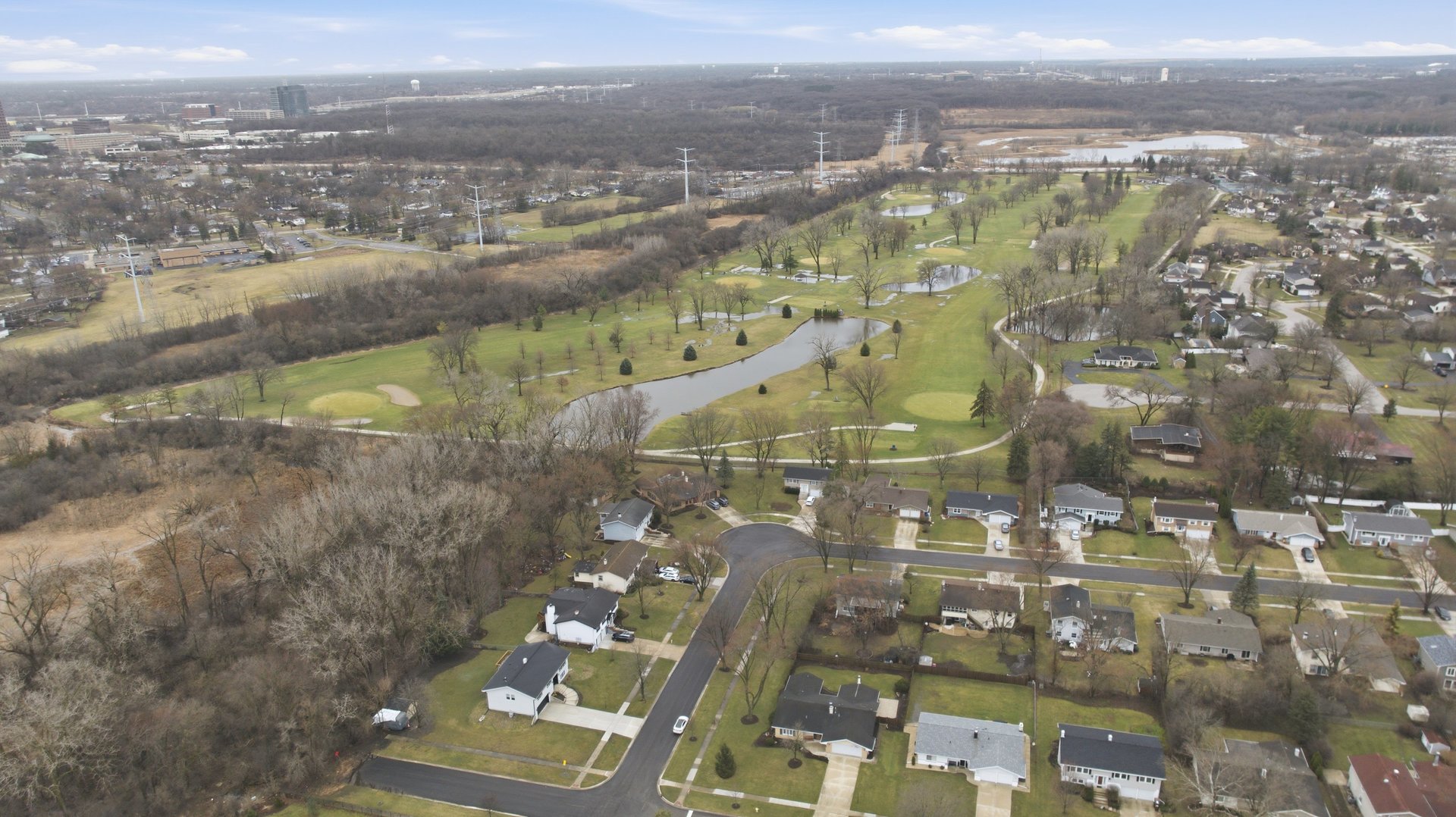 2S245 Mayfield Lane, Glen Ellyn, IL 60137