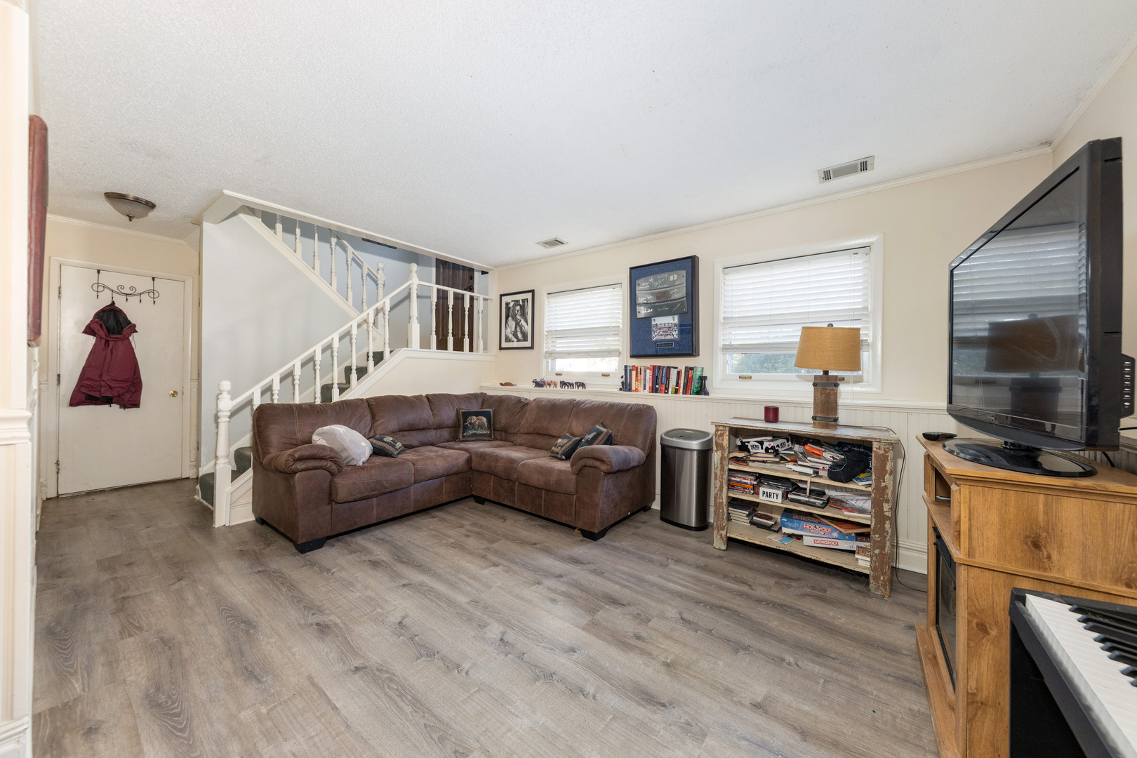 128 S BIRCHWOOD Drive, Naperville, IL 60540