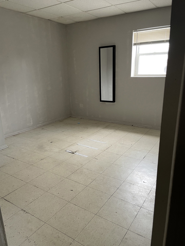 1724 N Rand Road #1B, Palatine, IL 60067