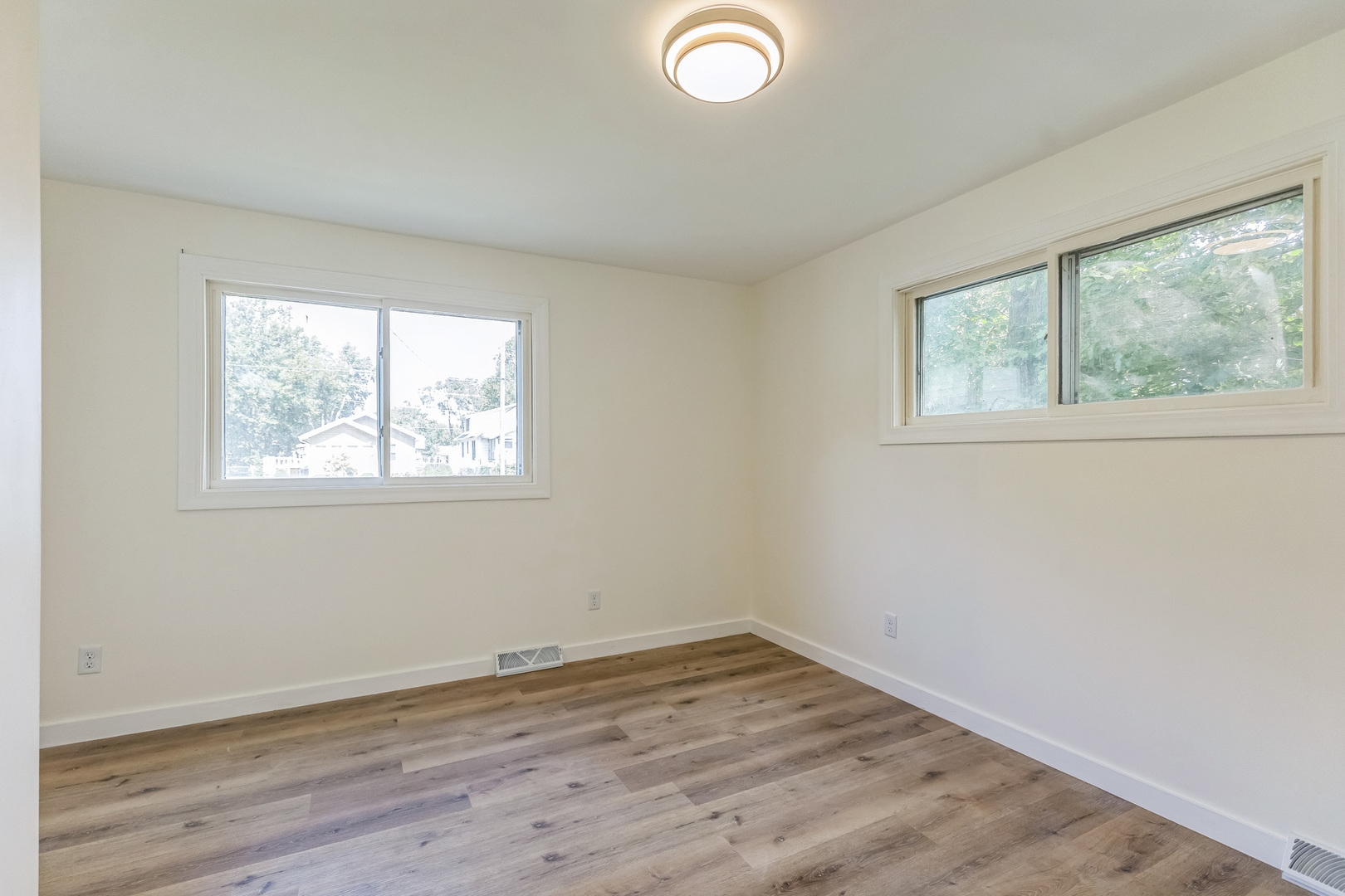 313 Grand Boulevard, Loves Park, IL 61111