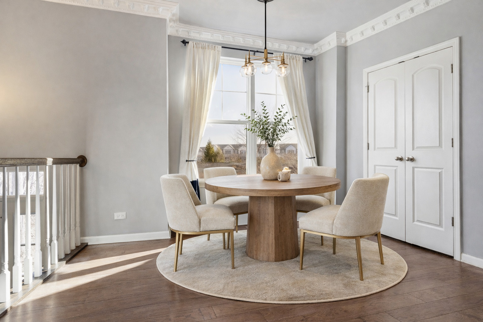 1198 Evergreen Avenue, Des Plaines, IL 60016