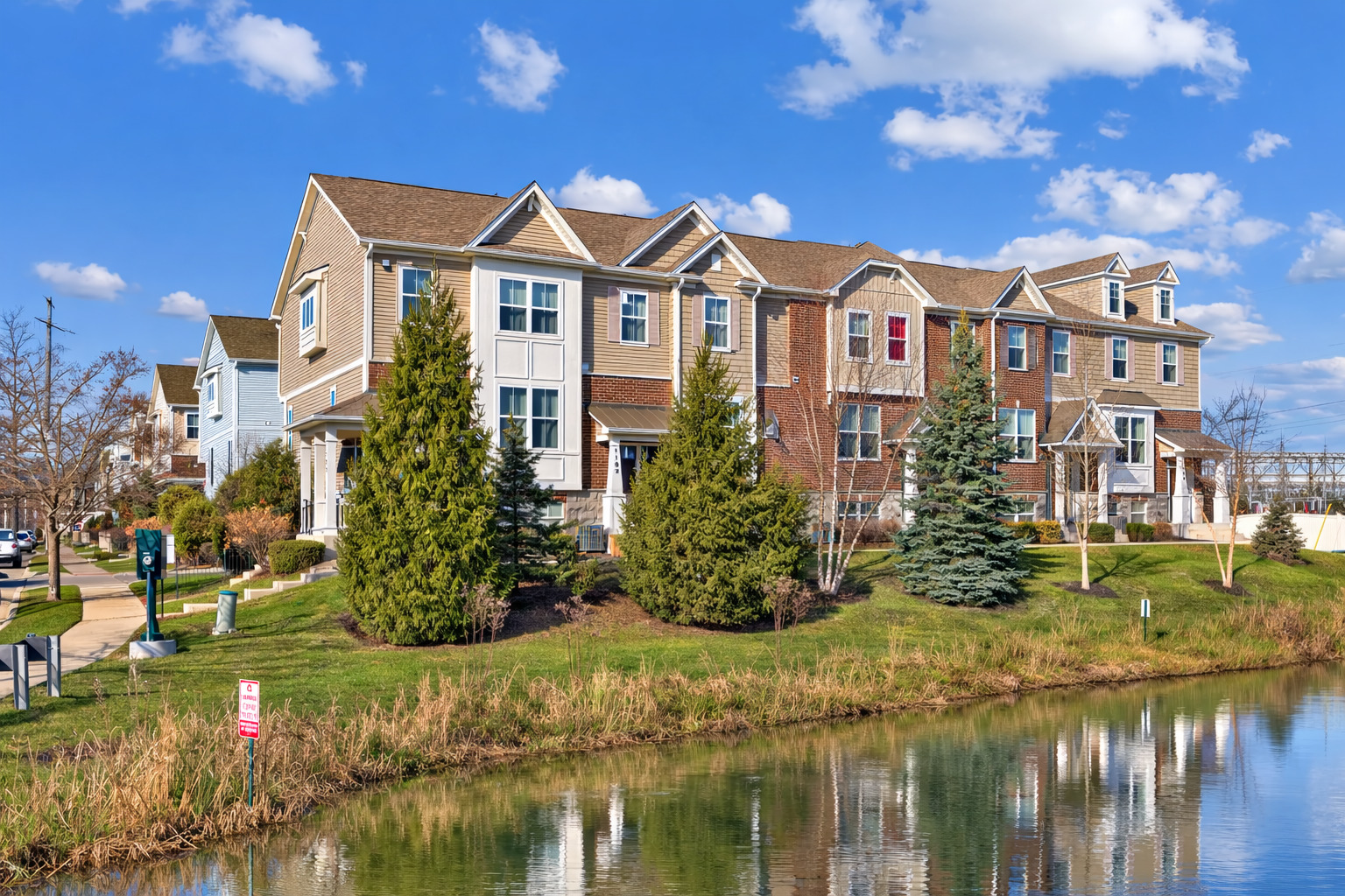 1198 Evergreen Avenue, Des Plaines, IL 60016