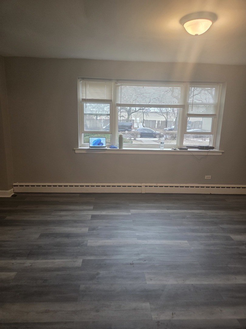 2055 E 72nd Street #1W, Chicago, IL 60649