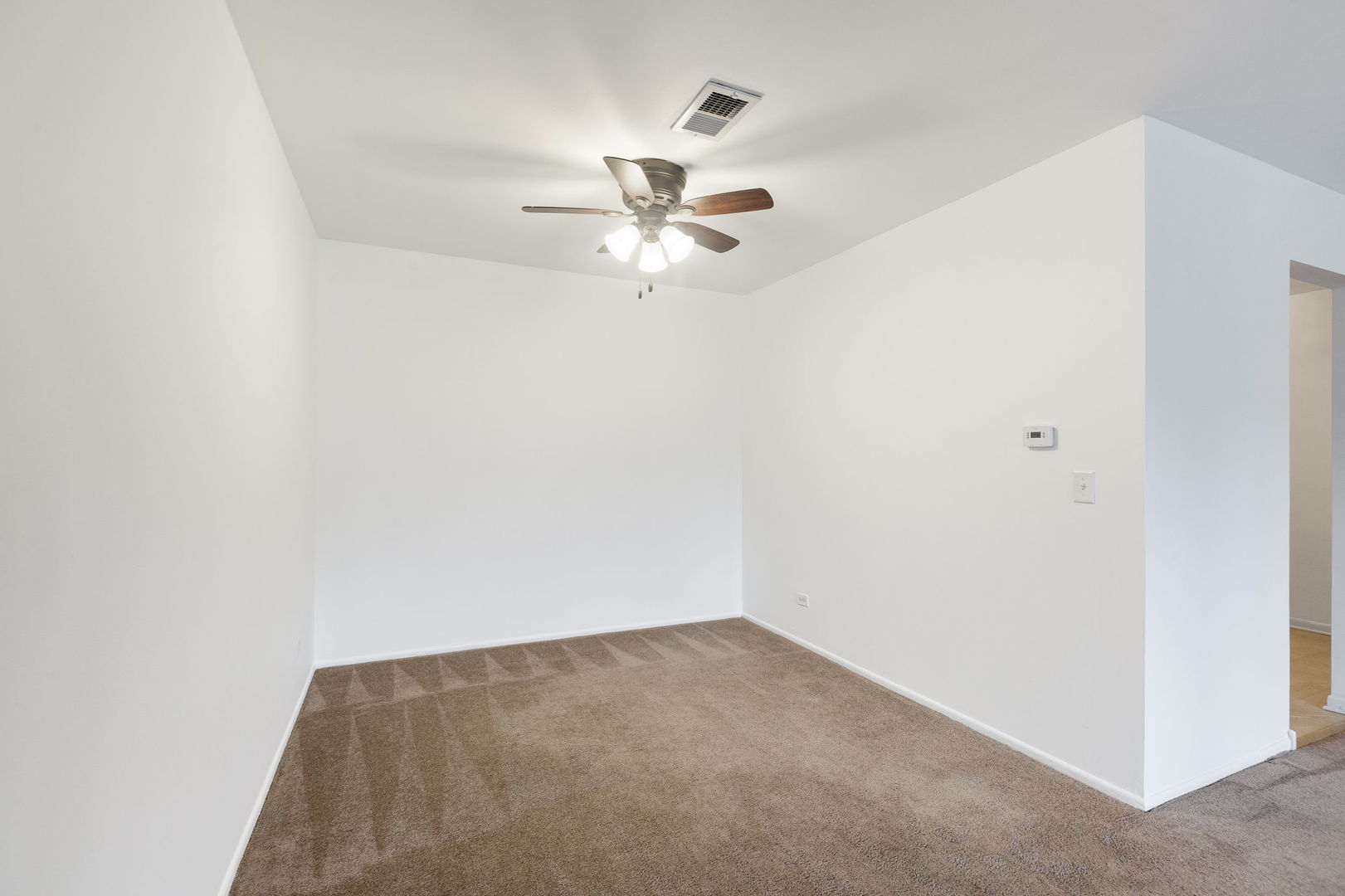 2650 Brookwood Way Drive #203, Rolling Meadows, IL 60008